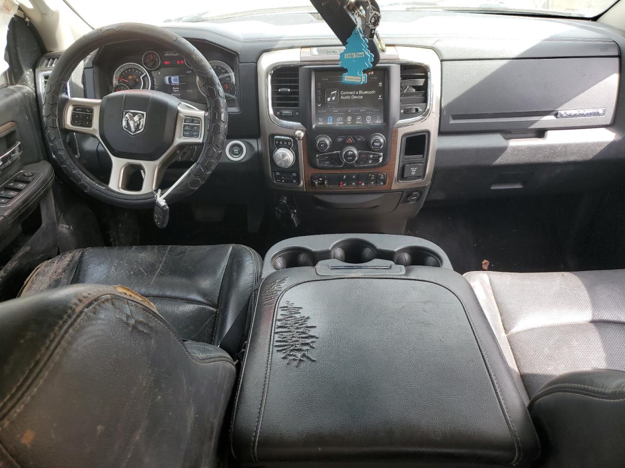 2015 Ram 1500 Laramie VIN: 1C6RR7VT1FS684246 Lot: 81934465