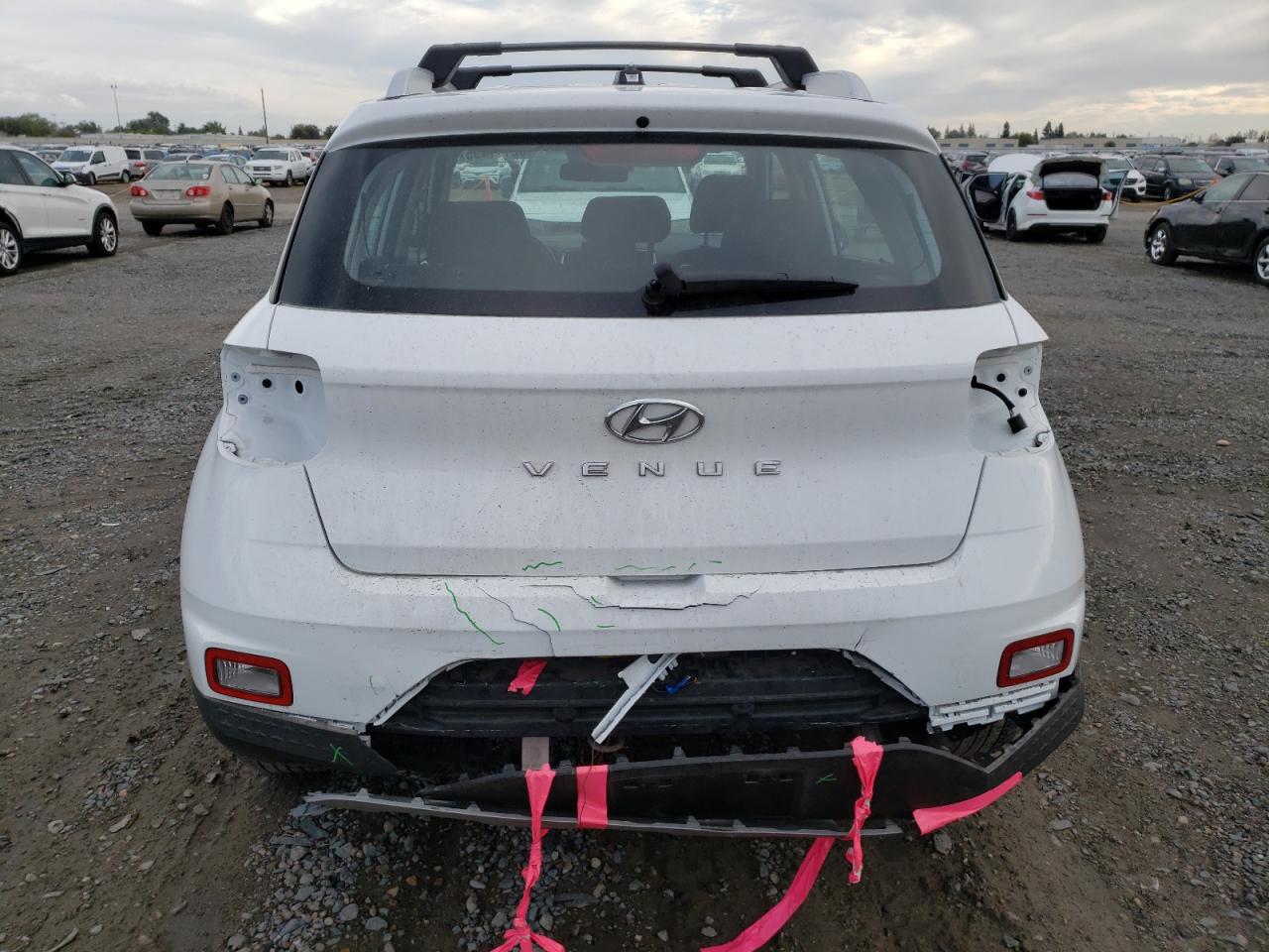 2024 Hyundai Venue Sel VIN: KMHRC8A37RU332864 Lot: 82191495