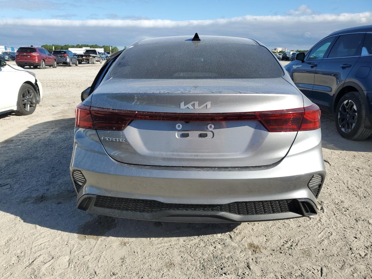 2023 Kia Forte Lx VIN: 3KPF24AD0PE627411 Lot: 86683445