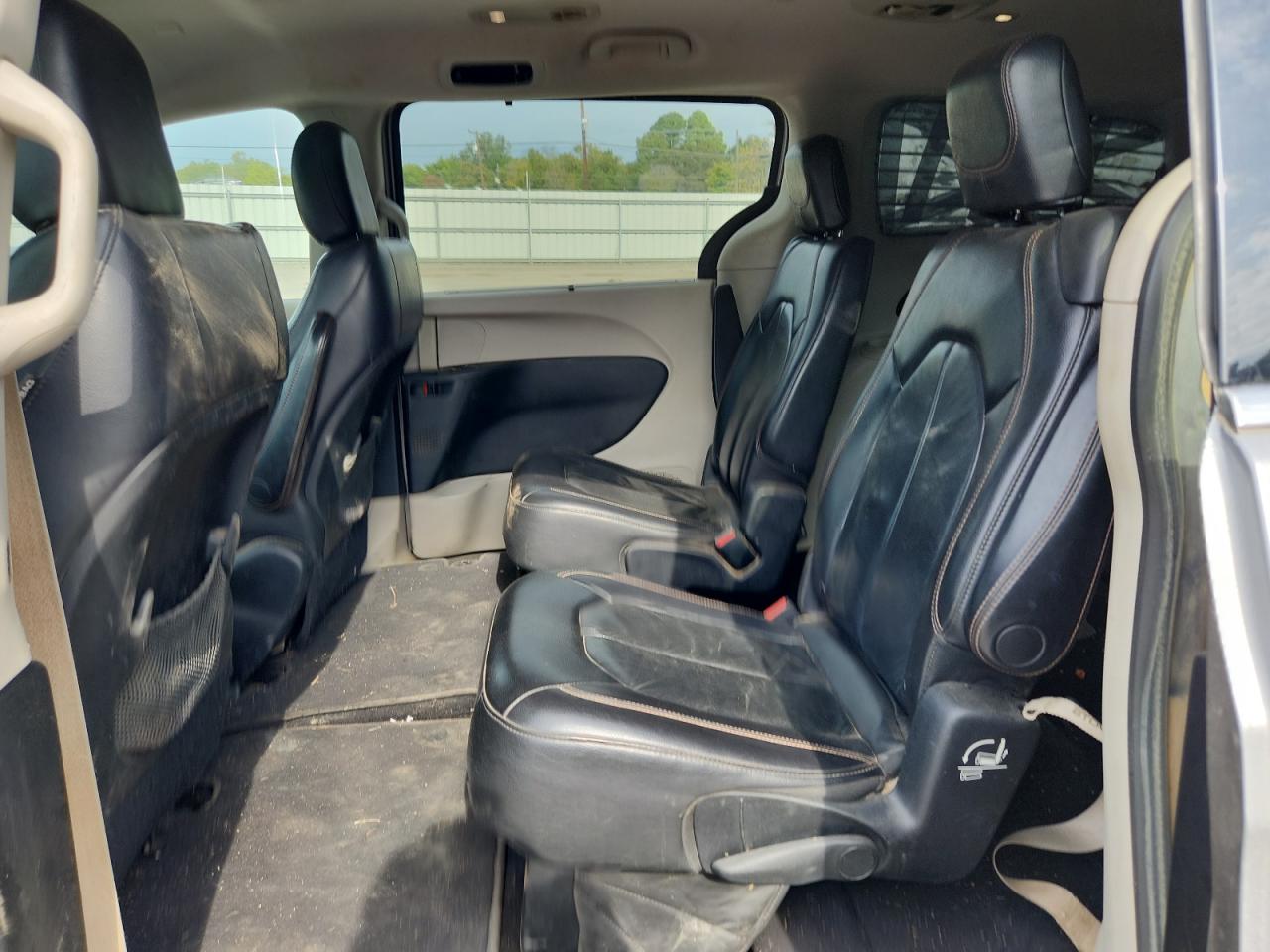 2017 Chrysler Pacifica Touring L VIN: 2C4RC1BG1HR831717 Lot: 87287205