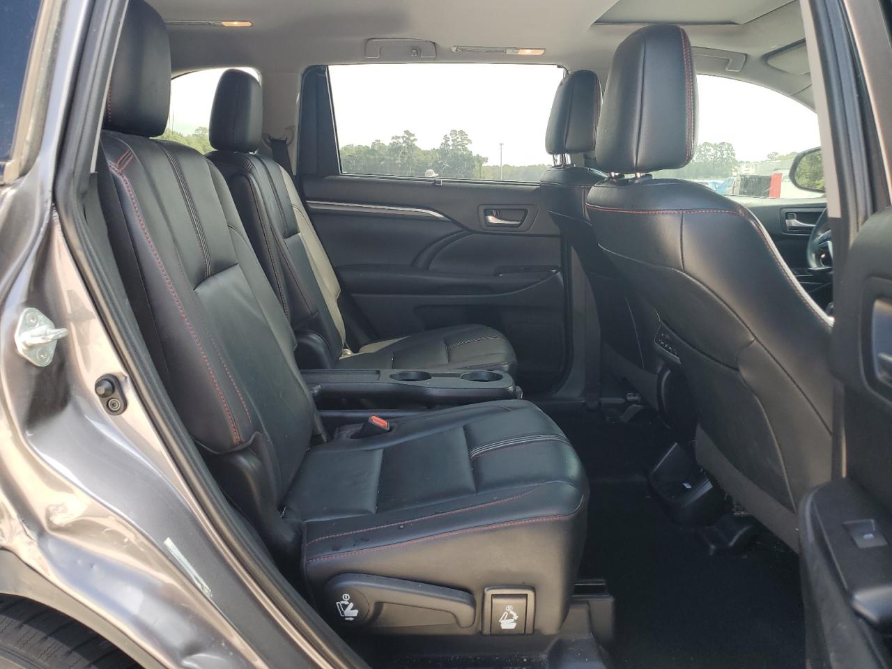 2019 Toyota Highlander Se VIN: 5TDKZRFH6KS322433 Lot: 87110945