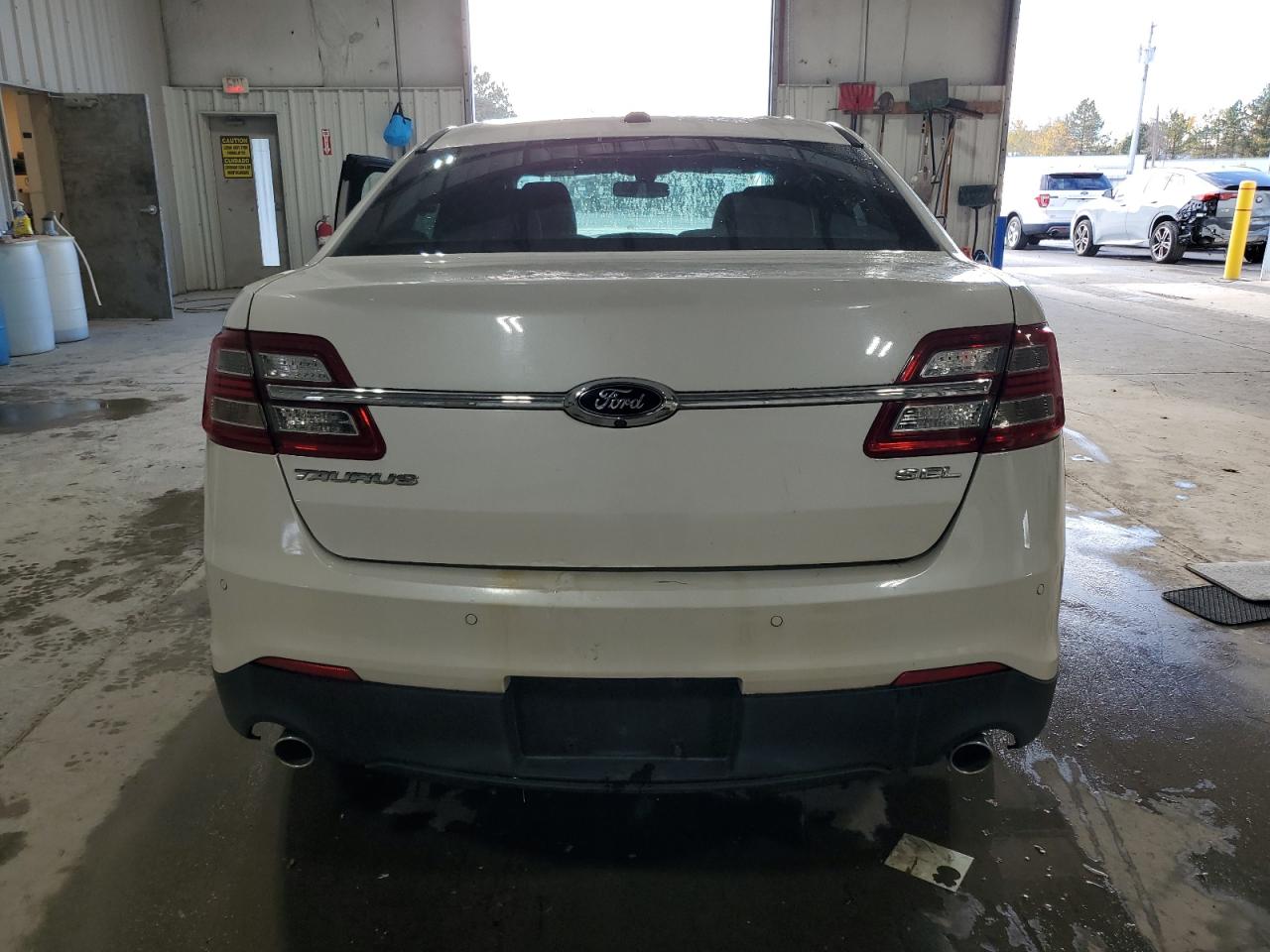 2014 Ford Taurus Sel VIN: 1FAHP2E81EG130429 Lot: 86457355