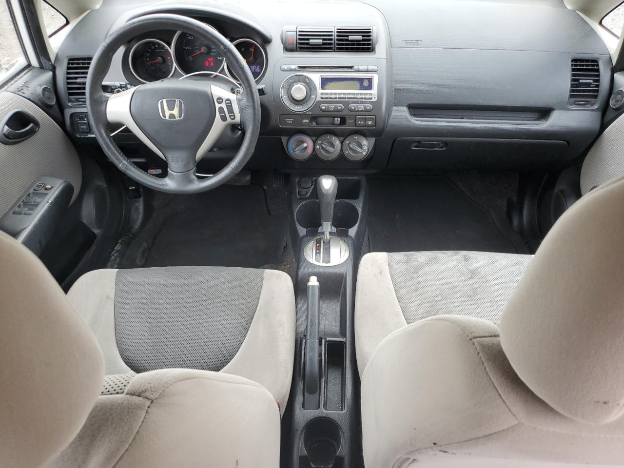 2007 Honda Fit S VIN: JHMGD386X7S052066 Lot: 82456295