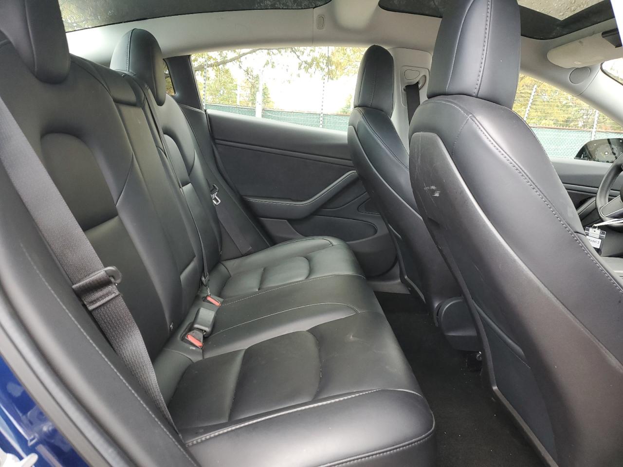 2019 Tesla Model 3 VIN: 5YJ3E1EB1KF453952 Lot: 89509375