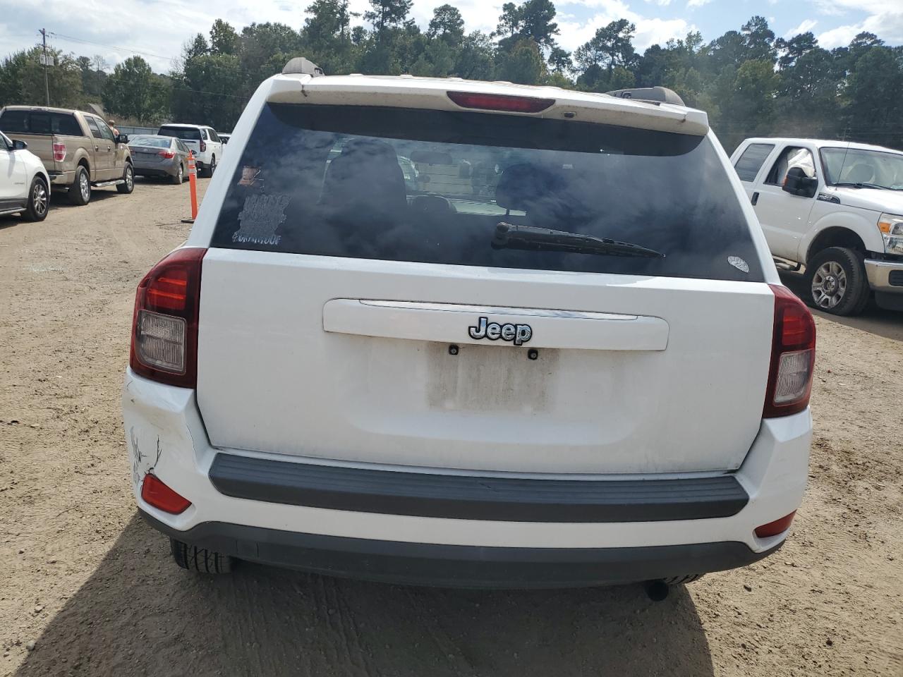 2015 Jeep Compass Sport VIN: 1C4NJCBAXFD249689 Lot: 82244855