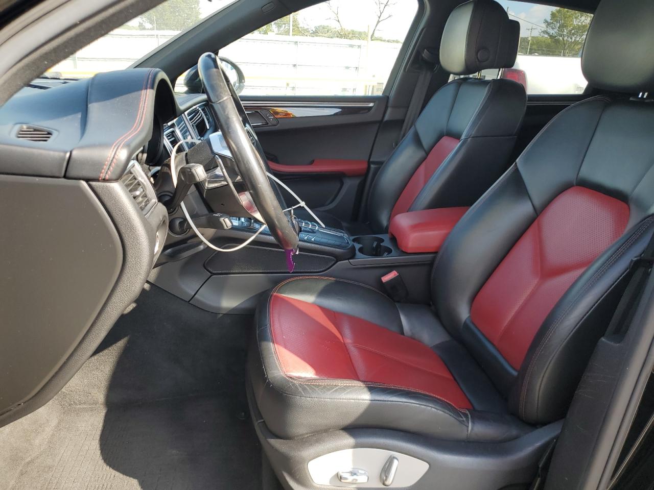 2018 Porsche Macan VIN: WP1AA2A52JLB06259 Lot: 85150185