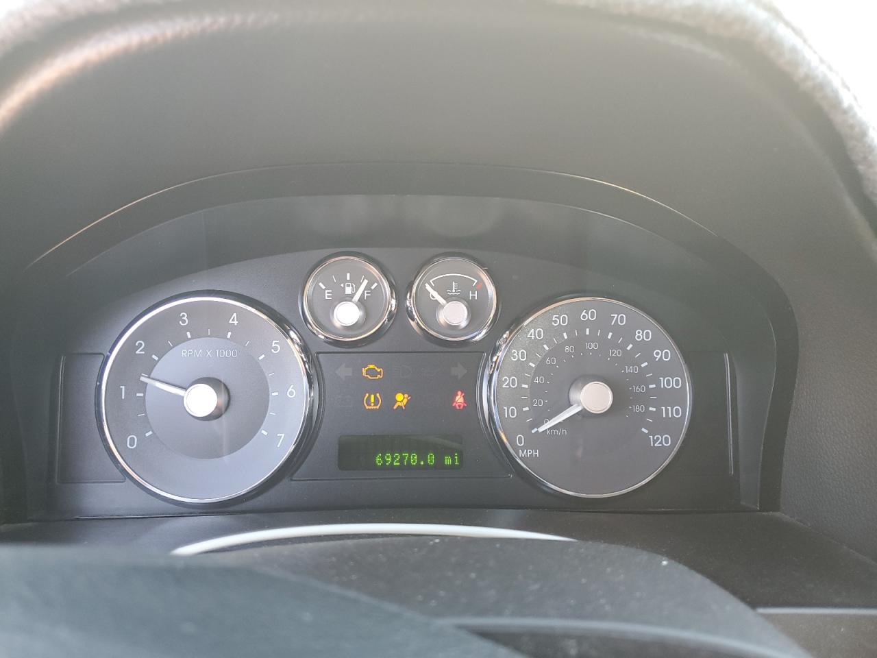 2008 Mercury Milan VIN: 3MEHM07Z88R611139 Lot: 89435765