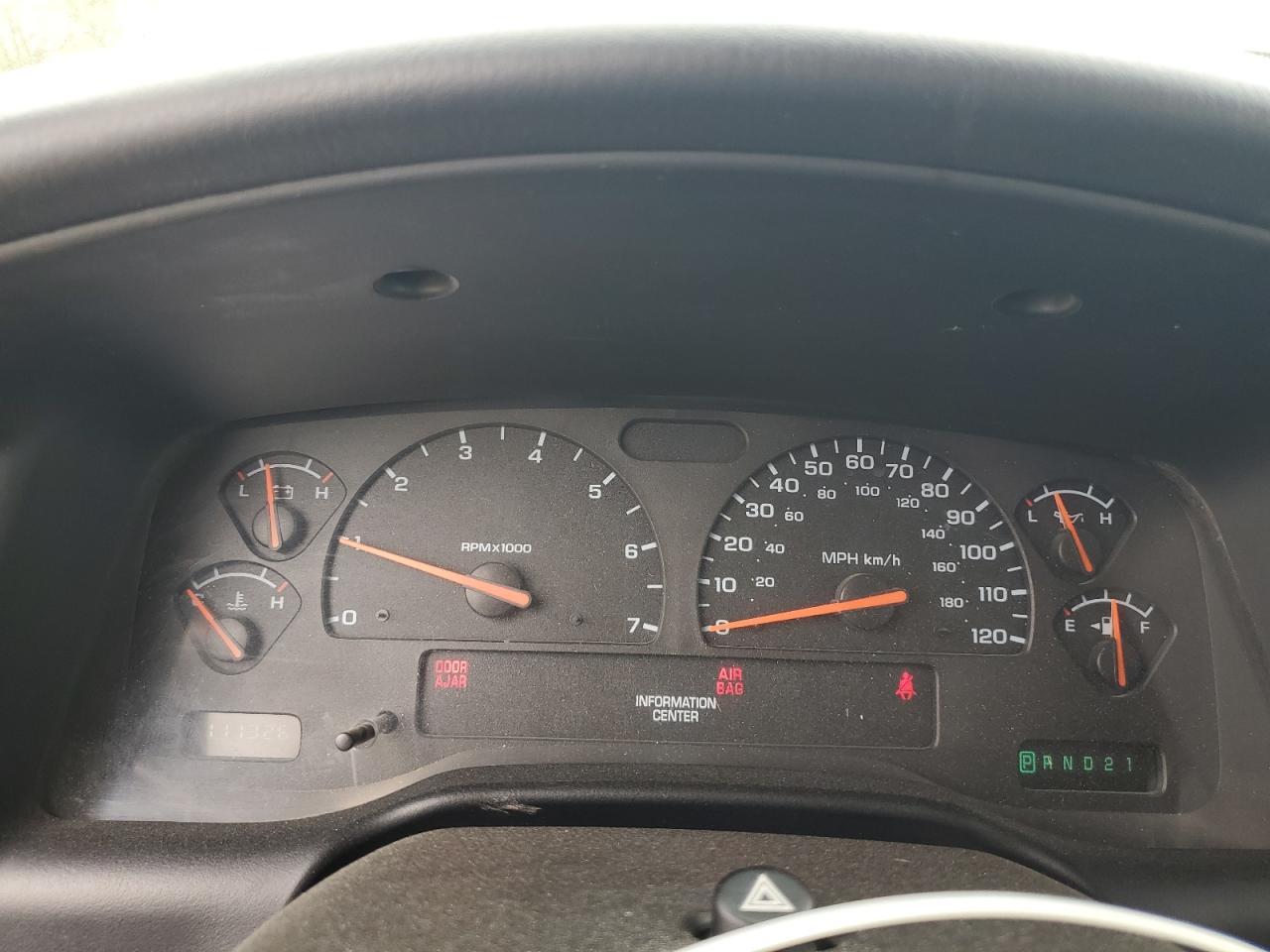 2003 Dodge Dakota Quad Sport VIN: 1D7HG38X93S235495 Lot: 81940545