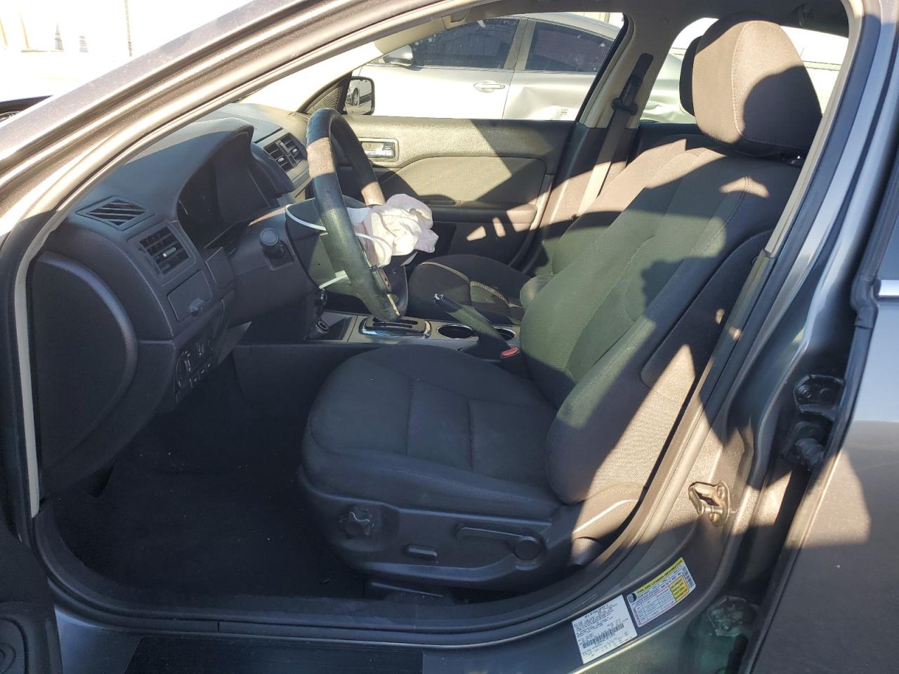 2010 Ford Fusion Se VIN: 3FAHP0HA7AR132031 Lot: 84833145