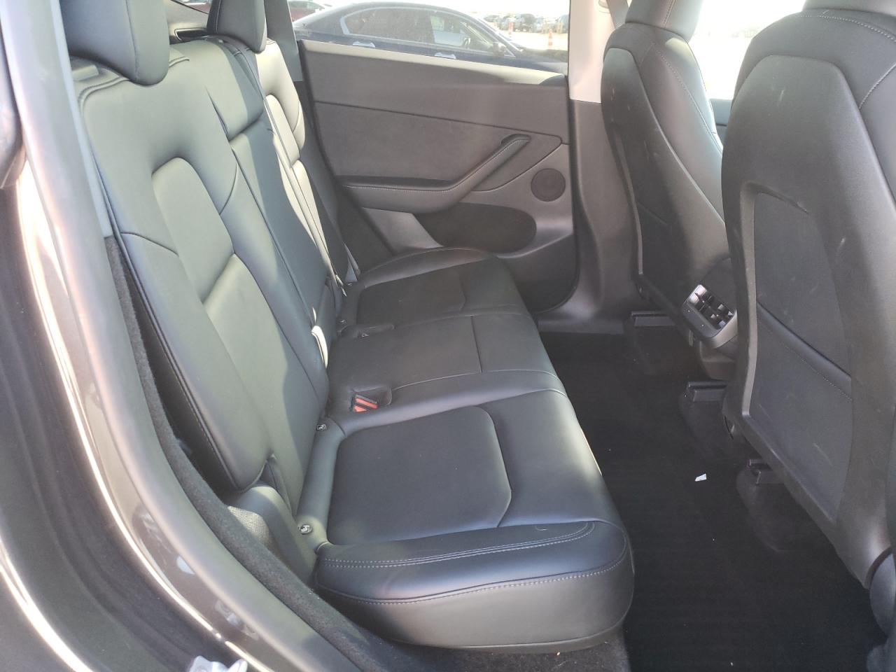 2024 Tesla Model Y VIN: 7SAYGDEE6RF054205 Lot: 85551495