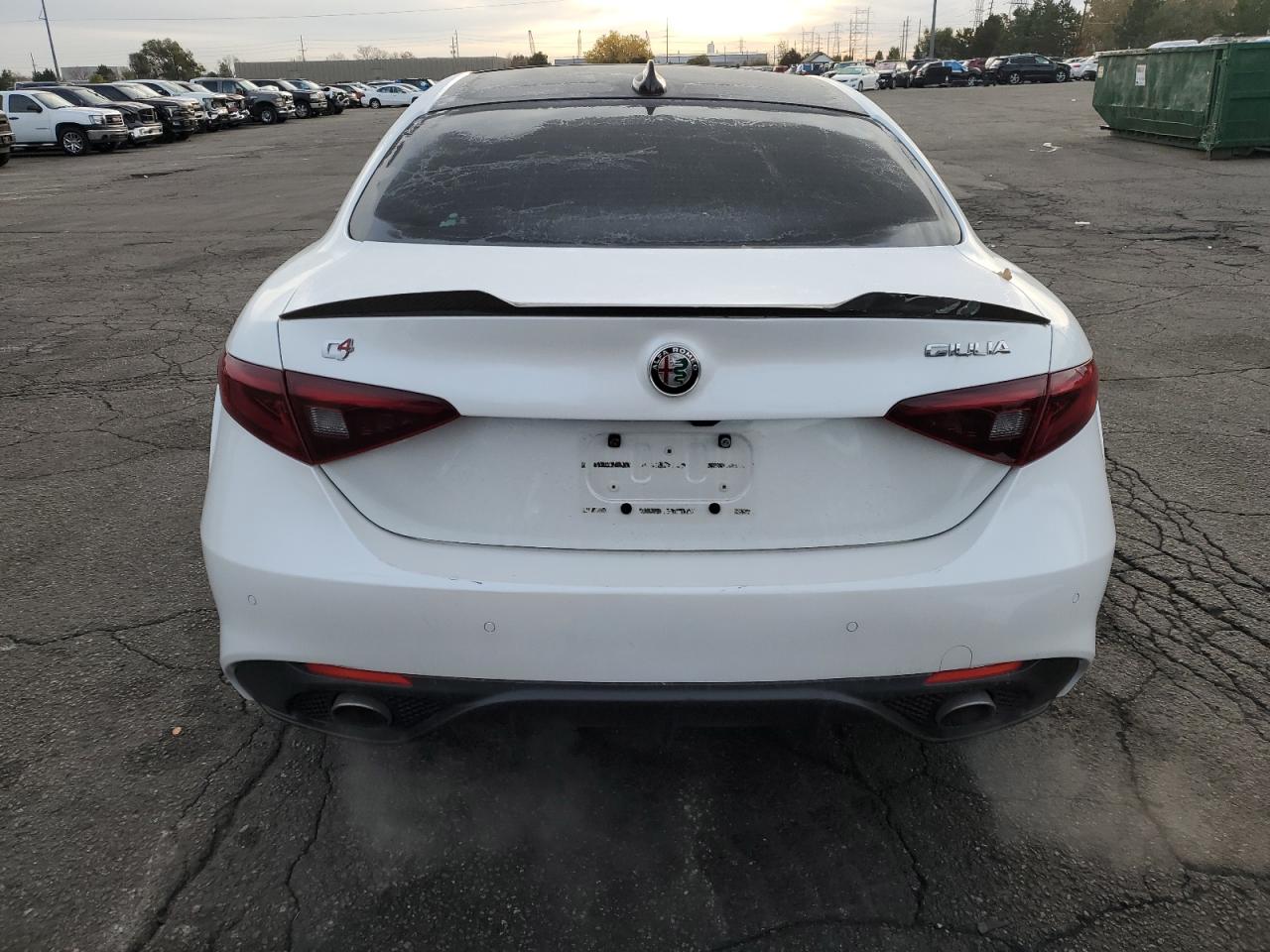 2017 Alfa Romeo Giulia Ti Q4 VIN: ZARFAEEN4H7555194 Lot: 90872085