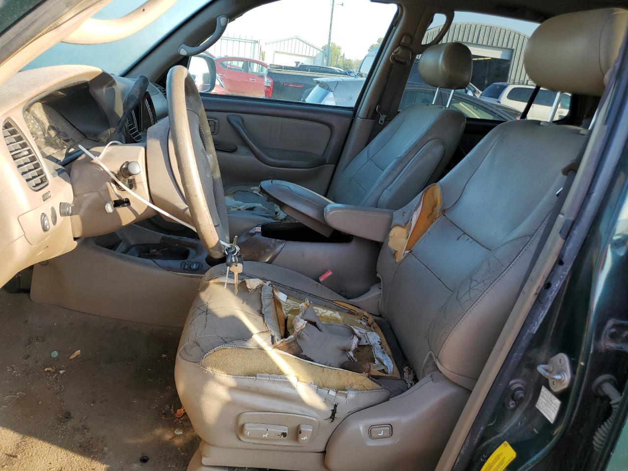 2002 Toyota Sequoia Limited VIN: 5TDZT38AX2S120885 Lot: 82451515