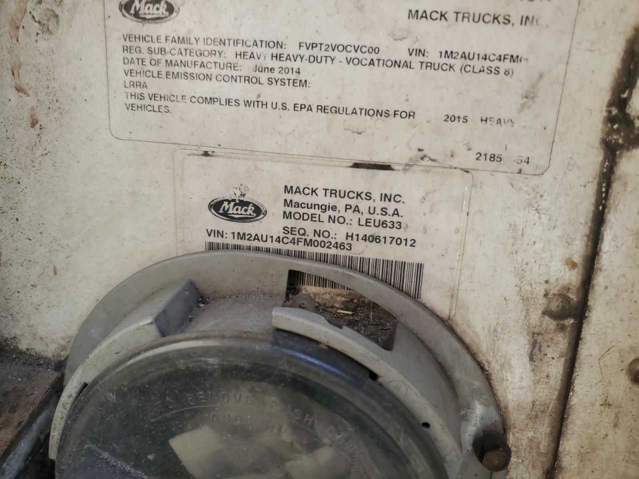 2015 Mack 600 Leu600 VIN: 1M2AU14C4FM002463 Lot: 84916015