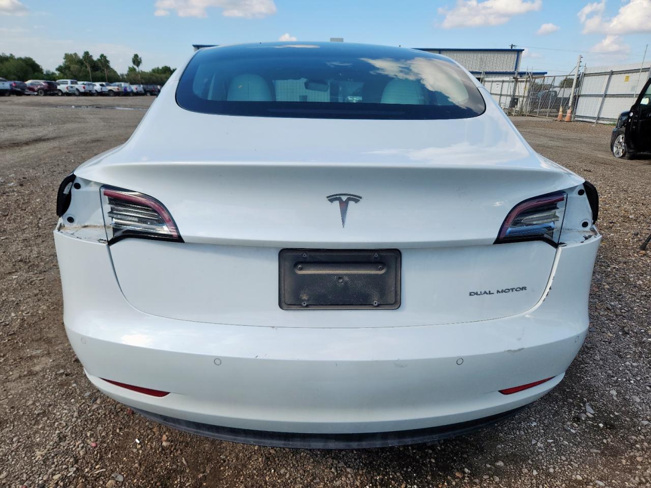 2022 Tesla Model 3 VIN: 5YJ3E1EB5NF114955 Lot: 85303035