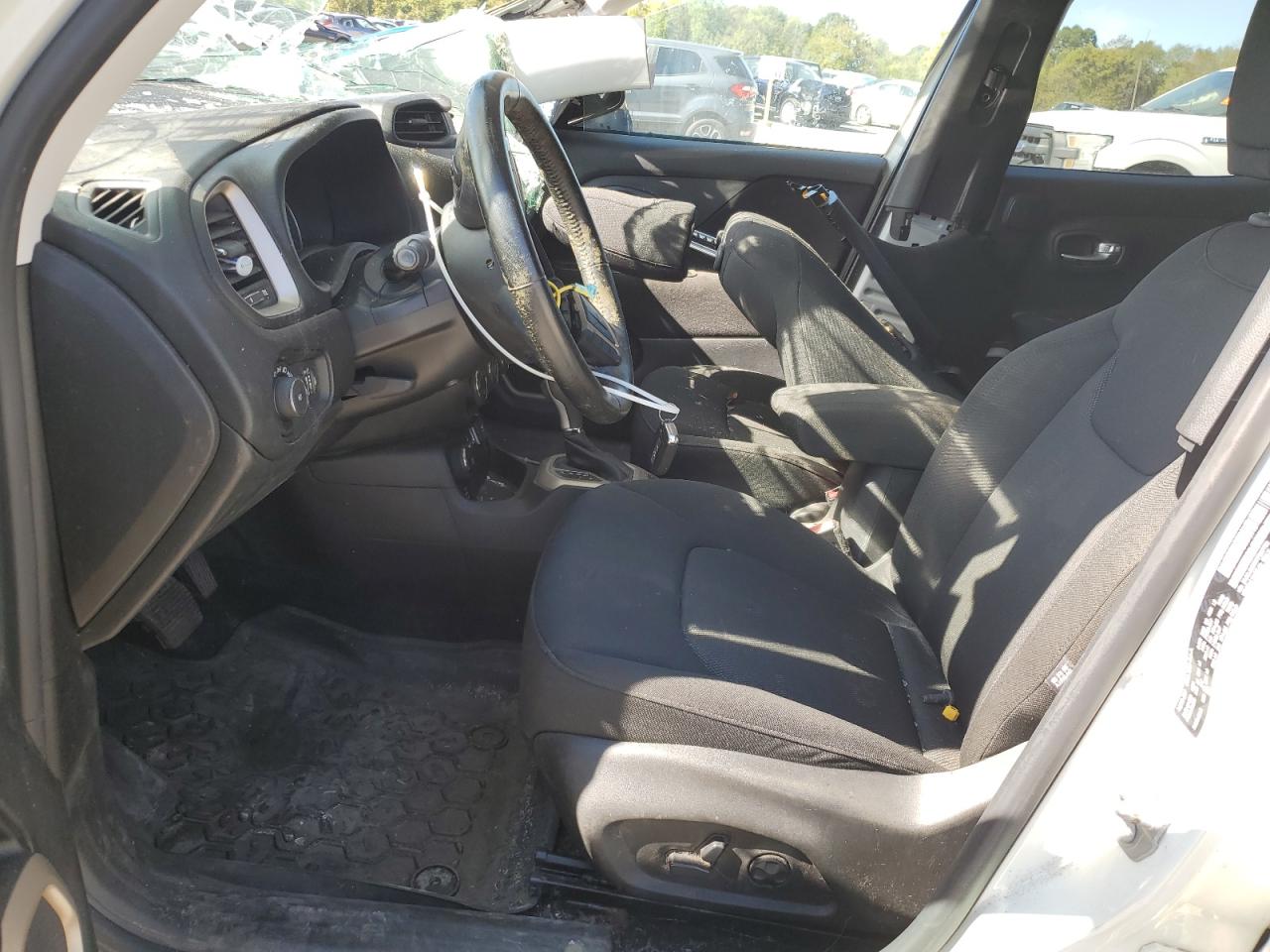 2015 Jeep Renegade Latitude VIN: ZACCJBBT7FPB37730 Lot: 85167575