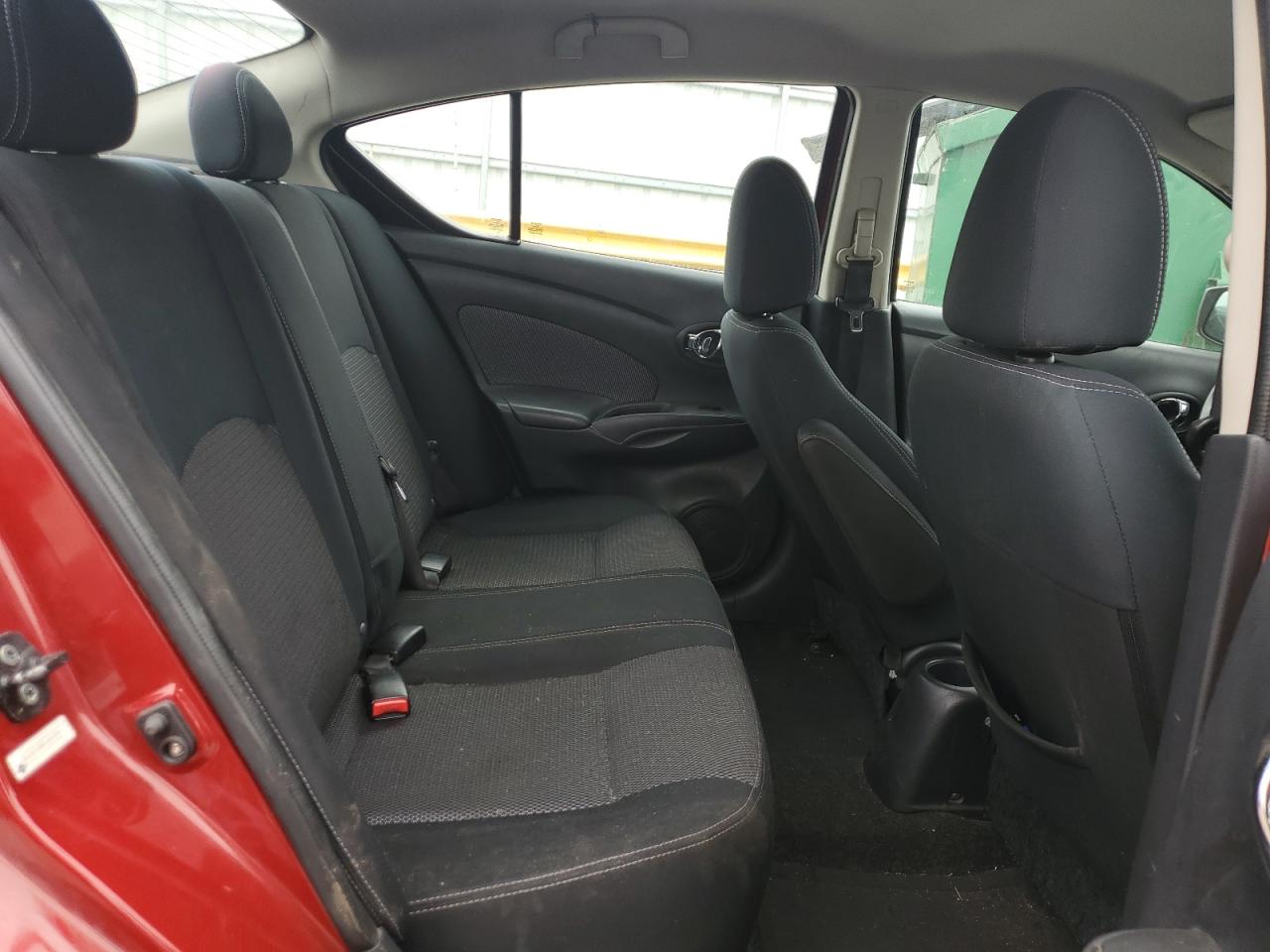 2015 Nissan Versa S VIN: 3N1CN7AP9FL820305 Lot: 82458355