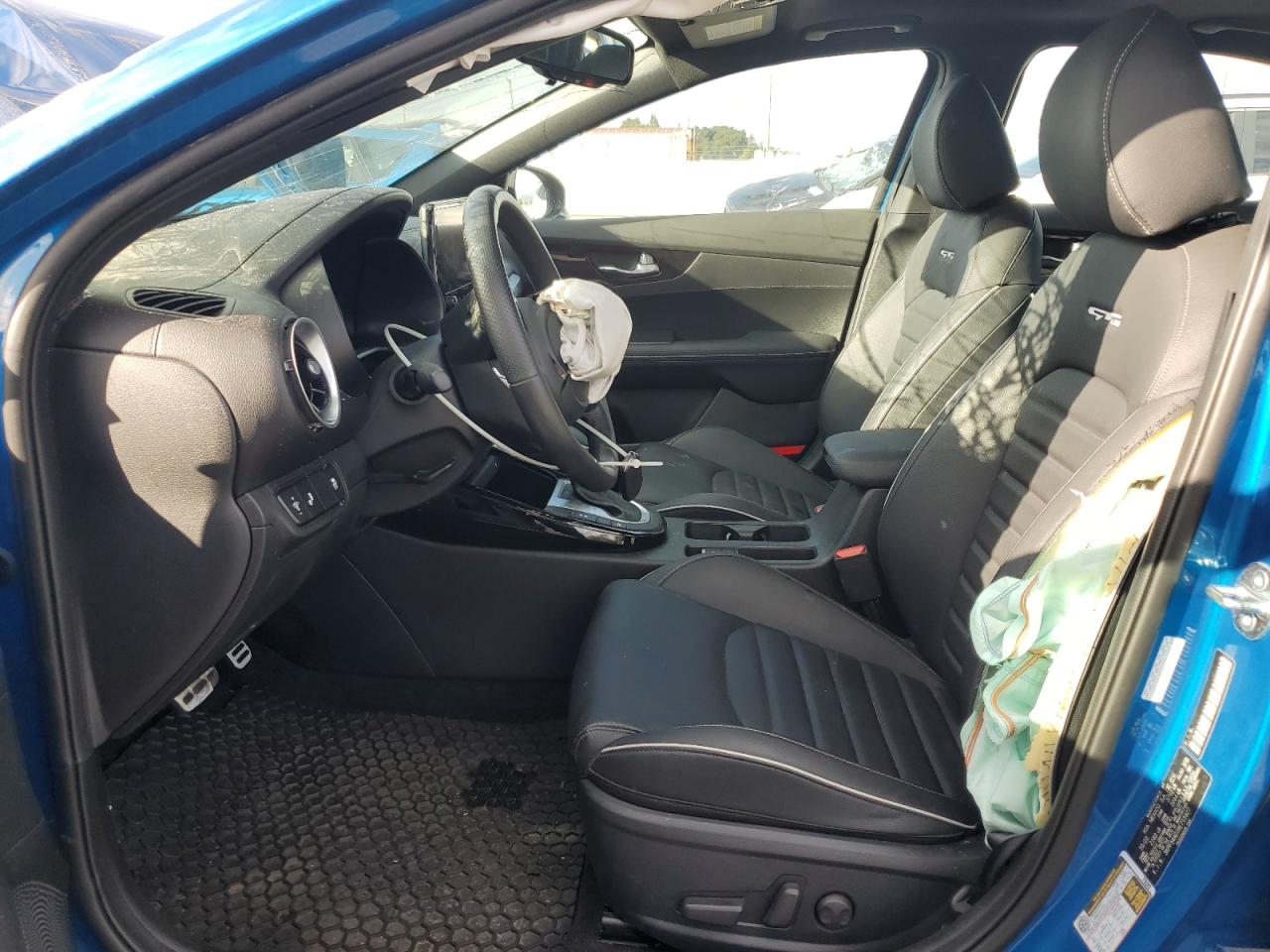 2024 Kia Forte Gt Line VIN: 3KPF54AD1RE715927 Lot: 82667735