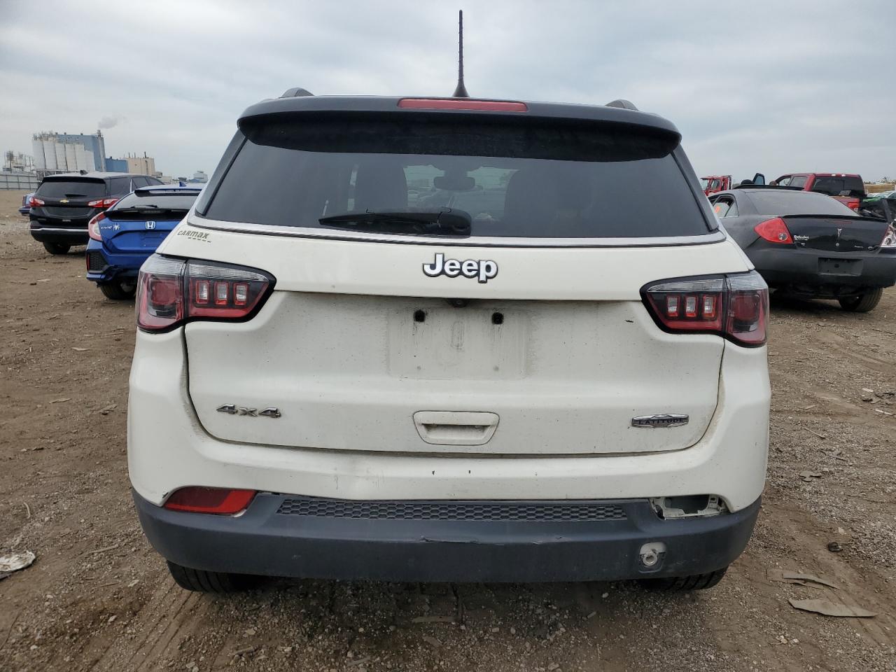 2018 Jeep Compass Latitude VIN: 3C4NJDBB1JT143374 Lot: 87409425