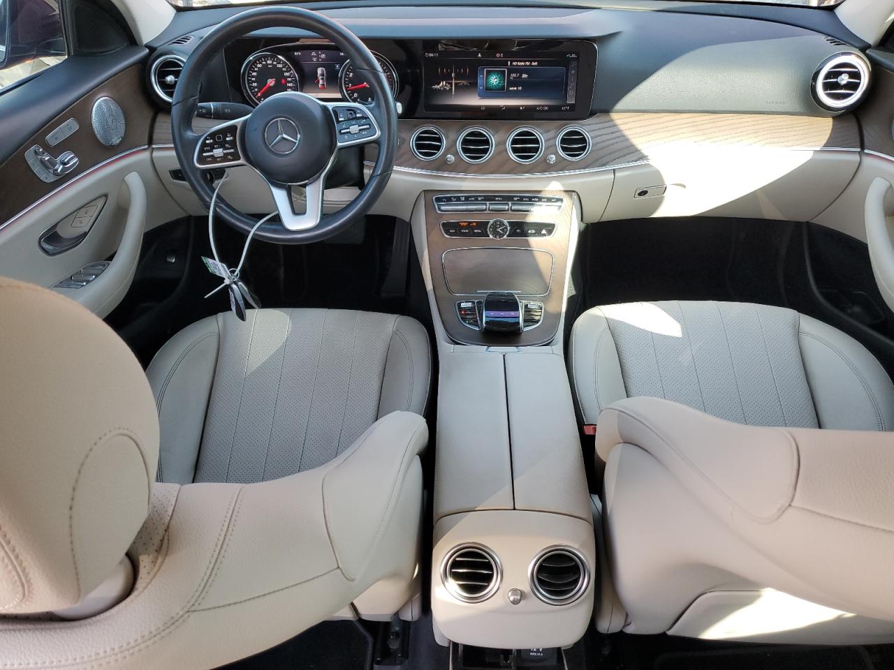 2019 Mercedes-Benz E 300 VIN: WDDZF4JB1KA547536 Lot: 84947845