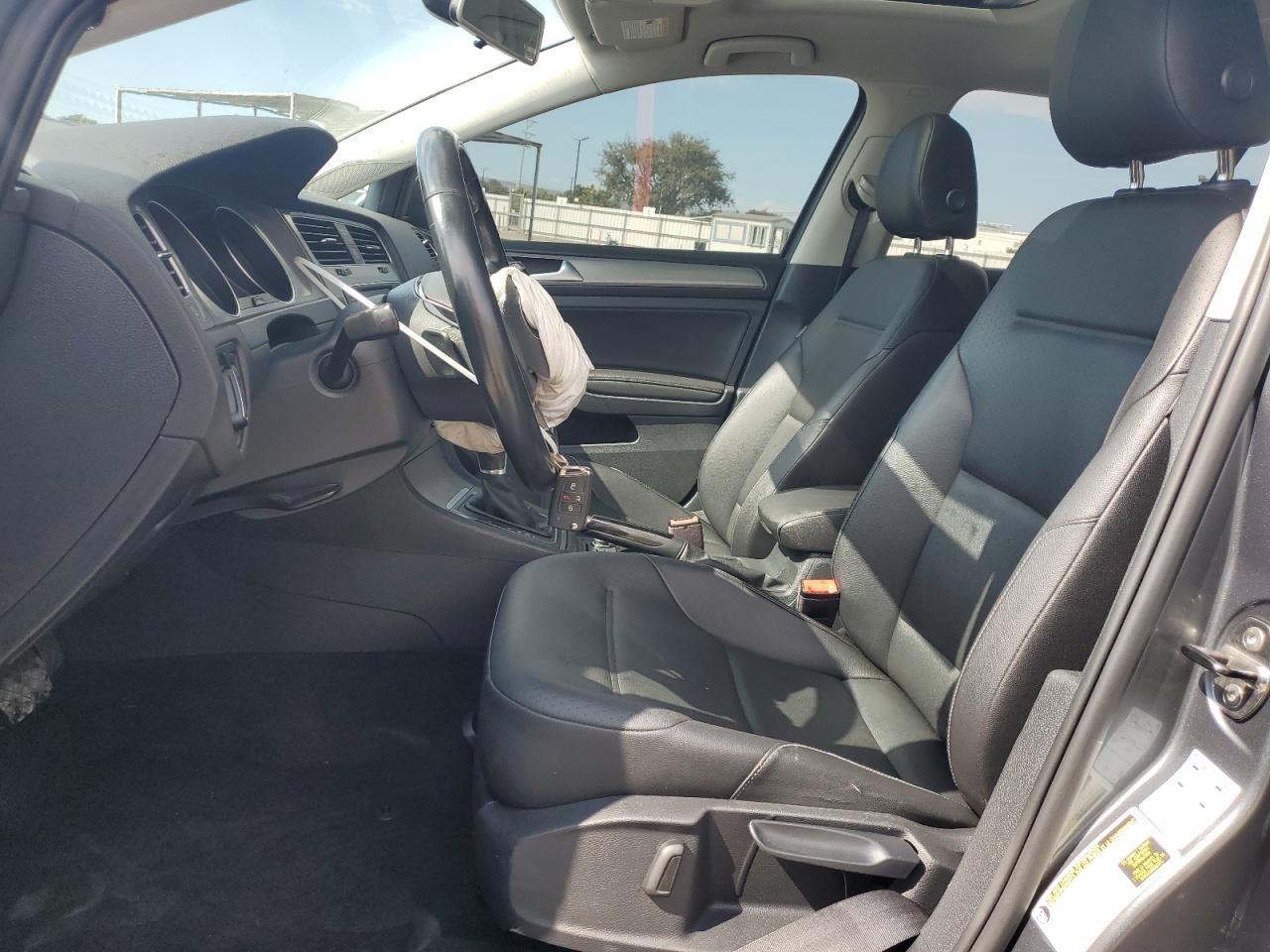 2017 Volkswagen Golf S VIN: 3VW217AU0HM024613 Lot: 82366295