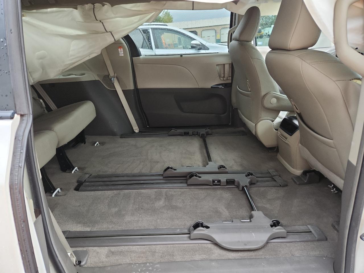 2015 Toyota Sienna Xle VIN: 5TDYK3DC3FS634959 Lot: 85589835