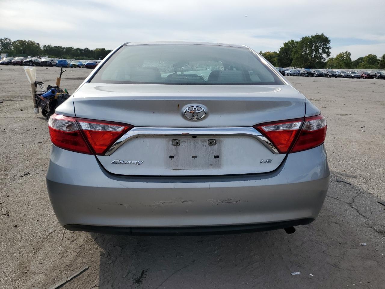2016 Toyota Camry Le VIN: 4T1BF1FKXGU252844 Lot: 84804725