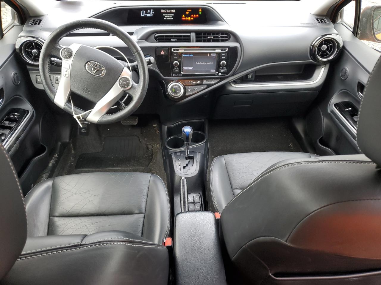 2017 Toyota Prius C VIN: JTDKDTB32H1593839 Lot: 90837785