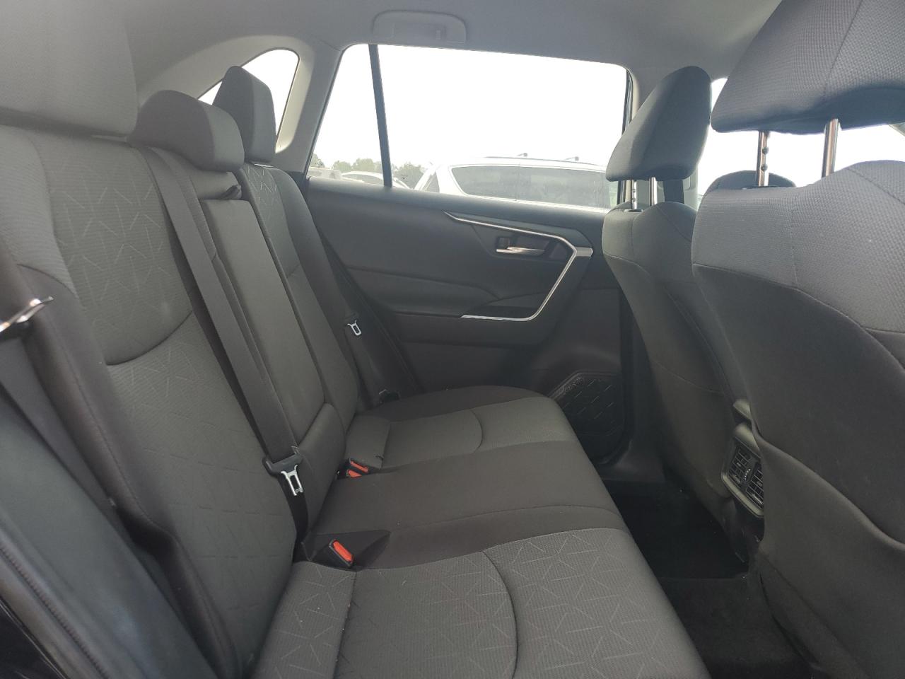 2024 Toyota Rav4 Xle VIN: 2T3P1RFV8RW453035 Lot: 85746135