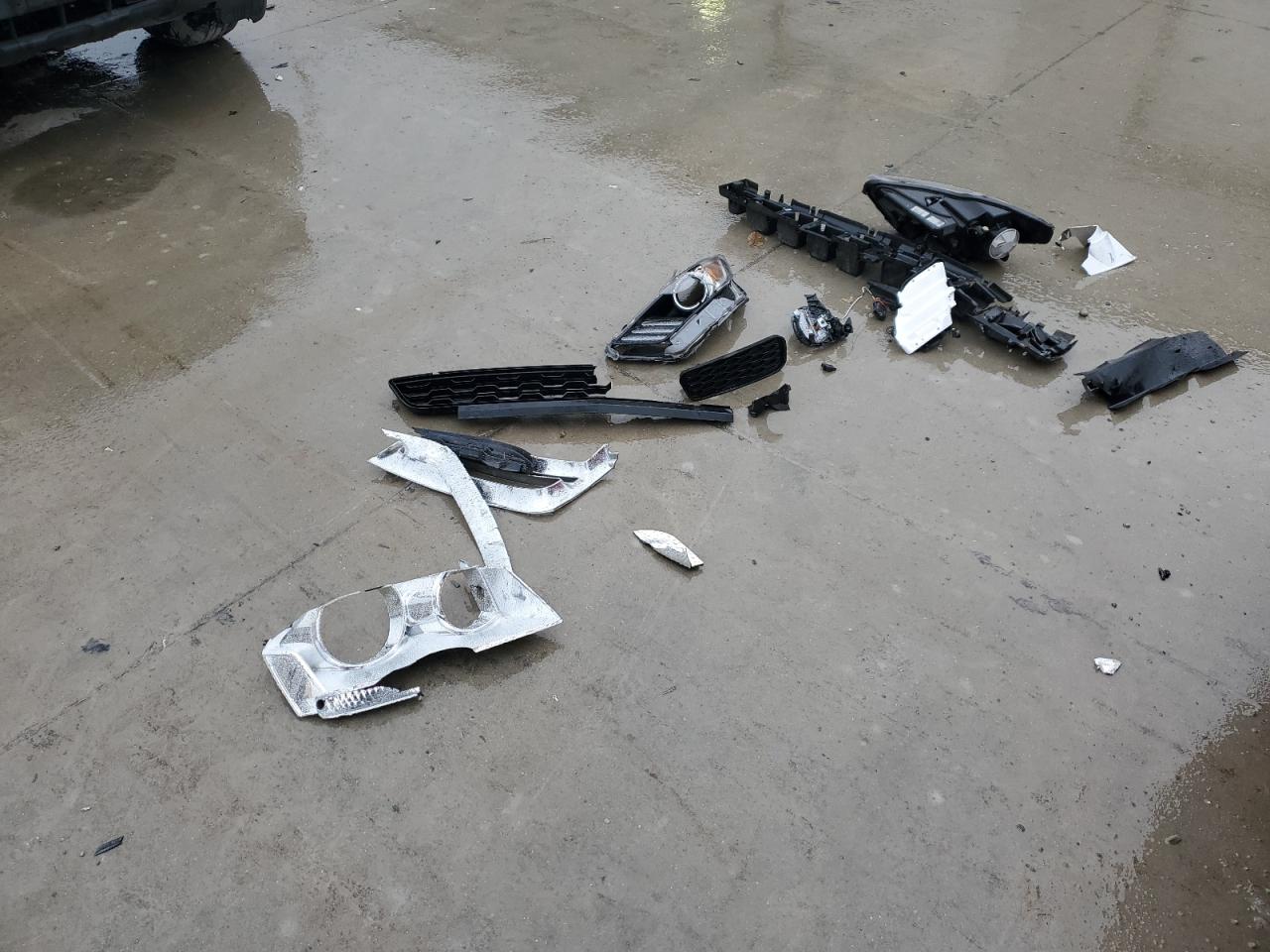 2017 Ford Mustang VIN: 1FATP8UH0H5322276 Lot: 90113645