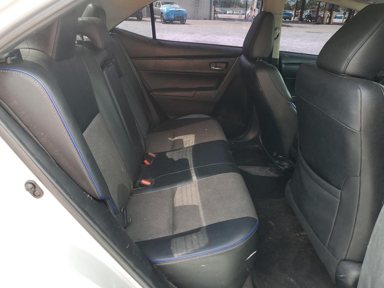 2017 Toyota Corolla L VIN: 2T1BURHE0HC876974 Lot: 85558095