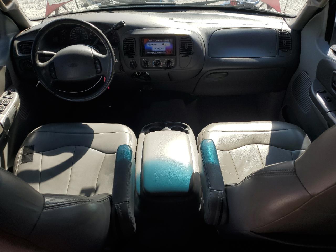 2001 Ford F150 Supercrew VIN: 1FTRW08L11KF38832 Lot: 84658645