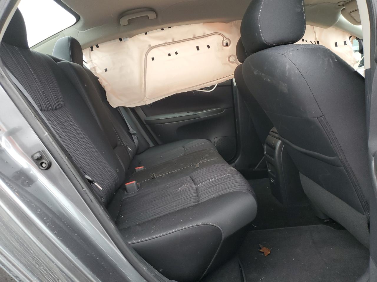 2018 Nissan Sentra S VIN: 3N1AB7AP4JL632042 Lot: 90471025