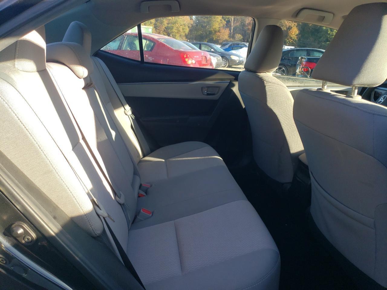 2015 Toyota Corolla L VIN: 2T1BURHE5FC235185 Lot: 87464335