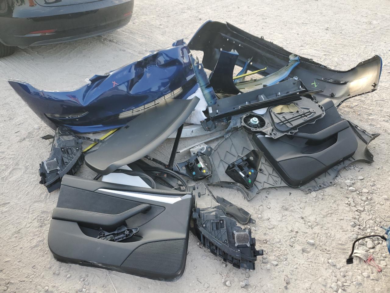 2021 Tesla Model 3 VIN: 5YJ3E1EB4MF053483 Lot: 82709945