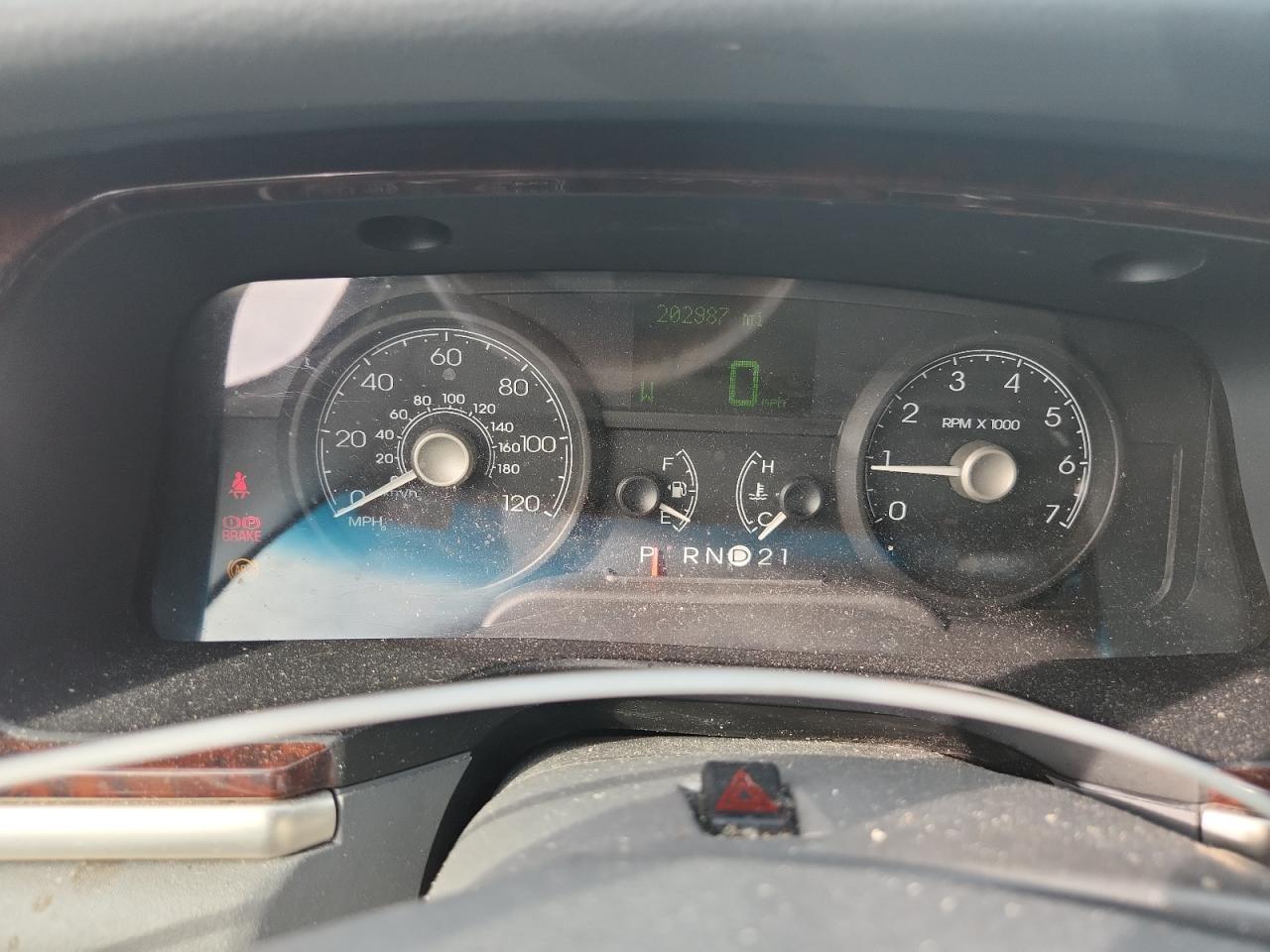 2006 Lincoln Town Car Signature Limited VIN: 1LNHM82V76Y635544 Lot: 87372505