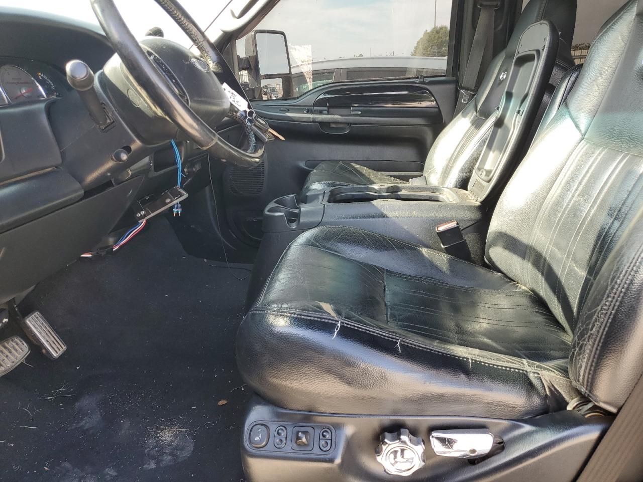 2004 Ford F250 Super Duty VIN: 1FTNW21P84EB32623 Lot: 81877745