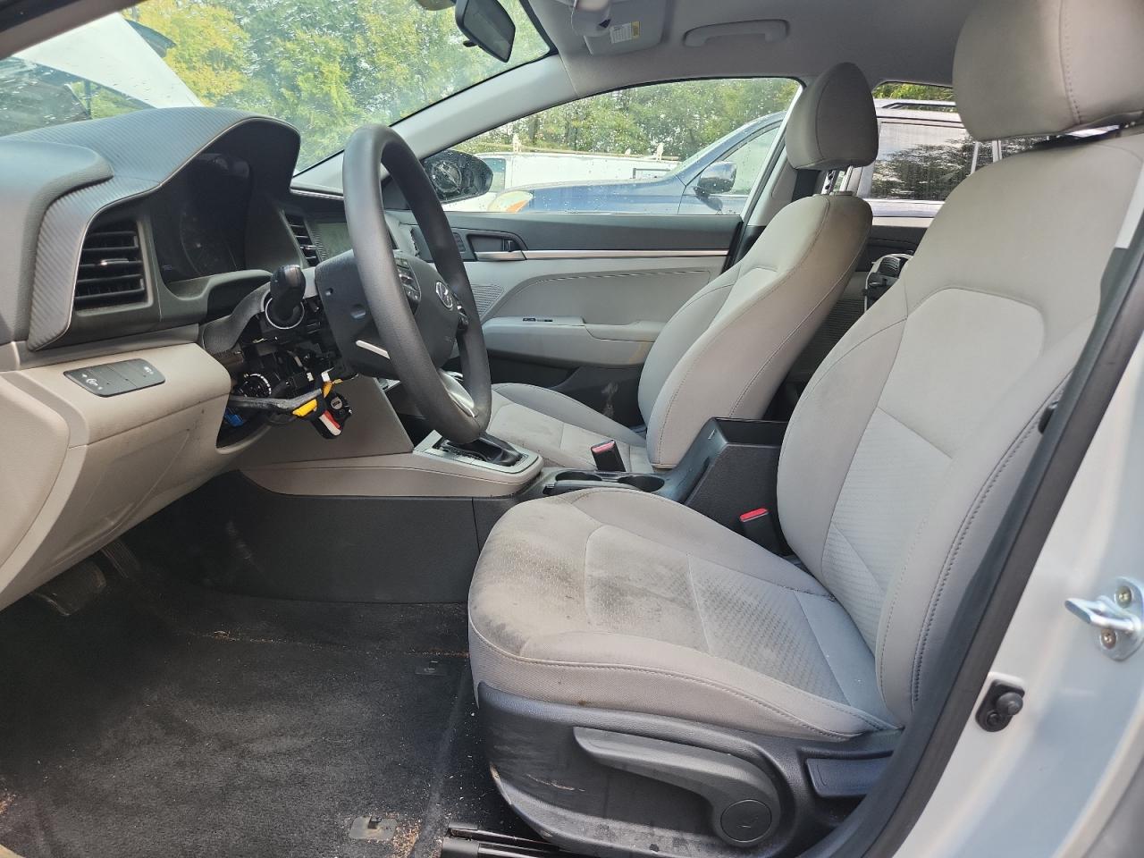 2019 Hyundai Elantra Se VIN: 5NPD74LF5KH492972 Lot: 85299975