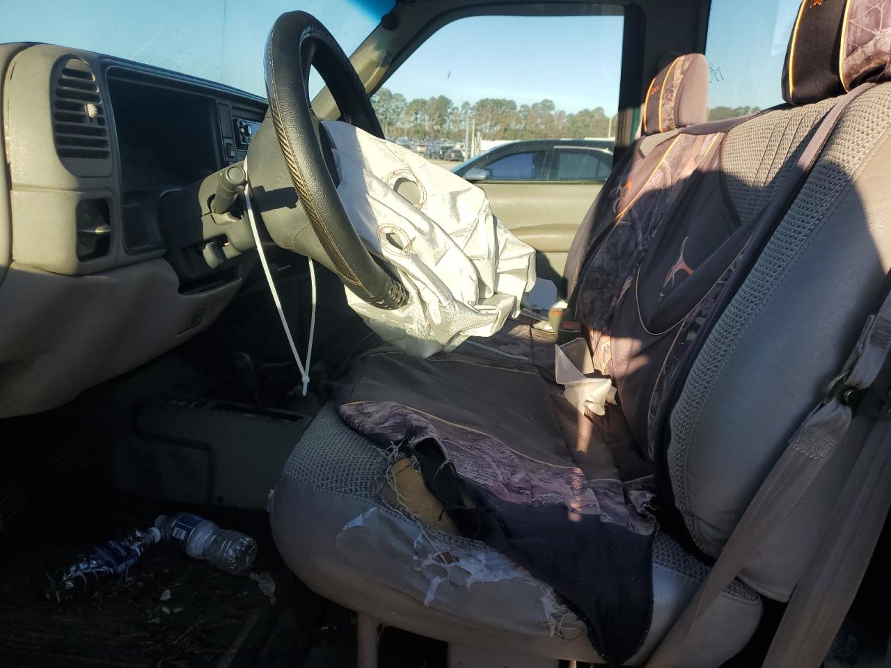 1998 Chevrolet Gmt-400 K1500 VIN: 1GCEK14W8WZ264267 Lot: 89725365