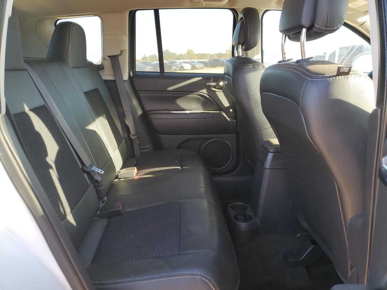 2017 Jeep Compass Latitude VIN: 1C4NJCEB2HD198275 Lot: 82526525