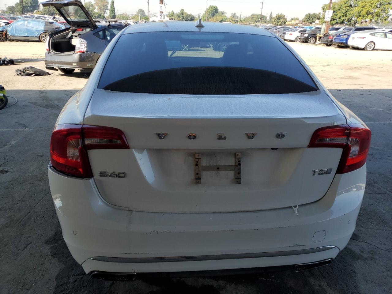 2016 Volvo S60 Premier VIN: LYV402FK7GB113592 Lot: 82601075