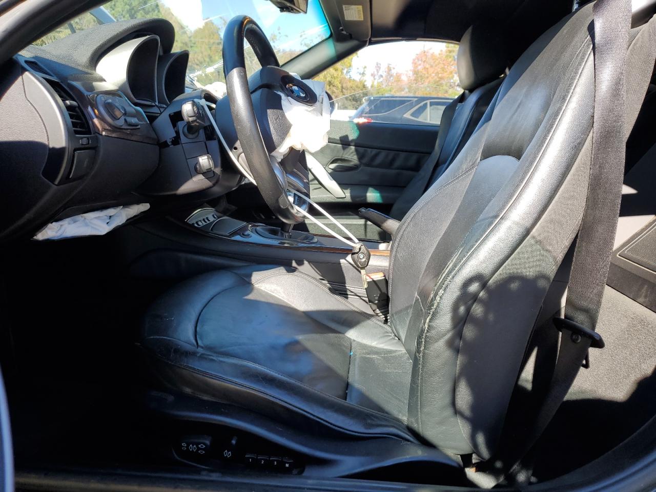 2004 BMW Z4 3.0 VIN: 4USBT53554LT25259 Lot: 90541125