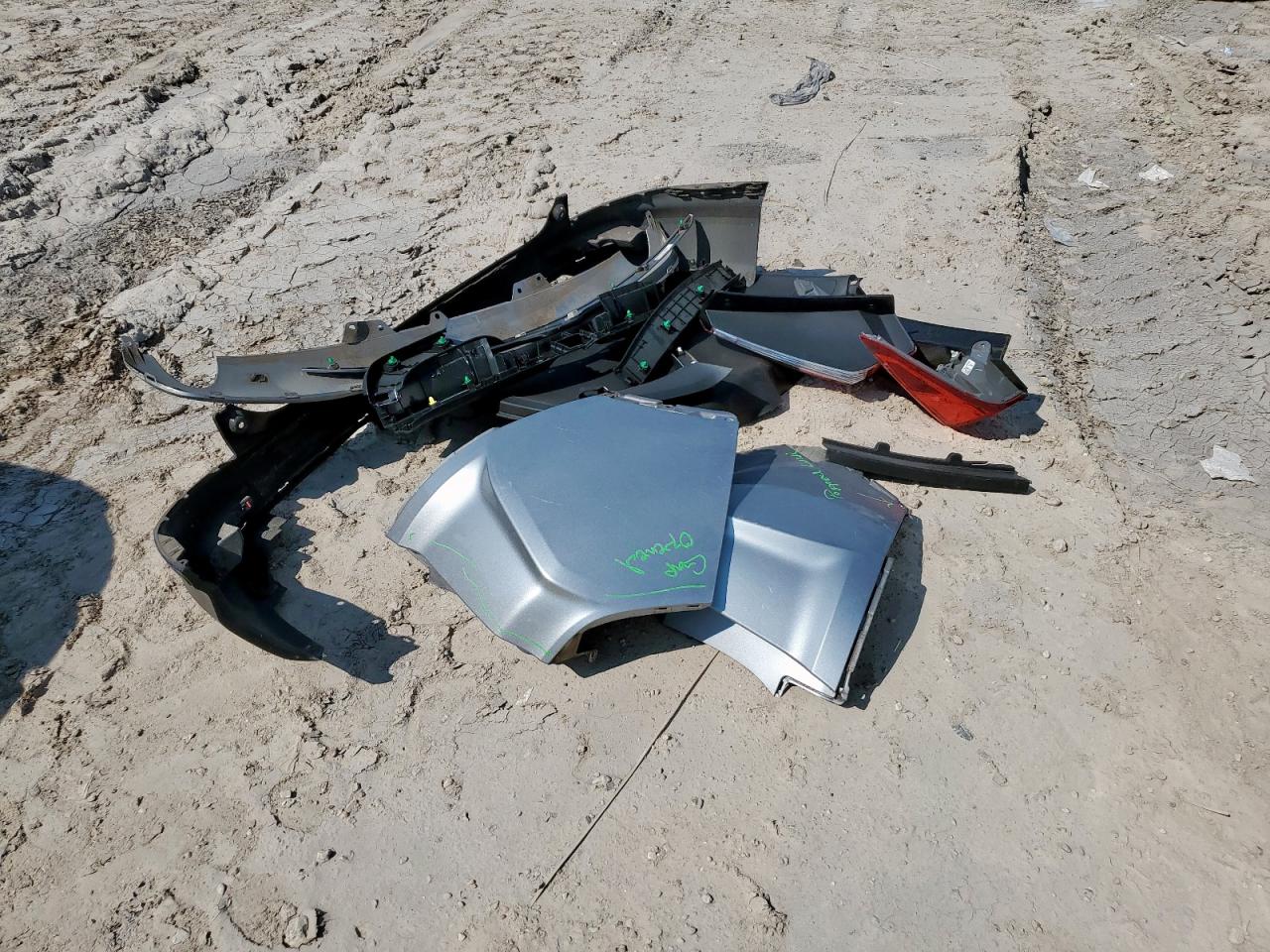 2018 Honda Cr-V Exl VIN: 7FARW1H84JE044595 Lot: 84610995