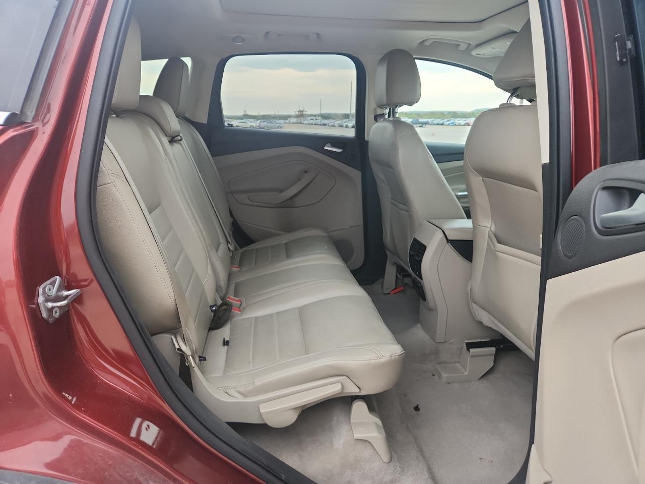 2015 Ford Escape Titanium VIN: 1FMCU0J92FUC04052 Lot: 89921045