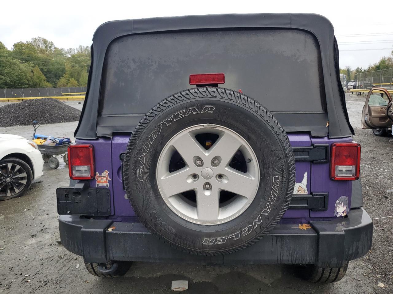 2017 Jeep Wrangler Unlimited Sport VIN: 1C4BJWDGXHL642977 Lot: 85003995