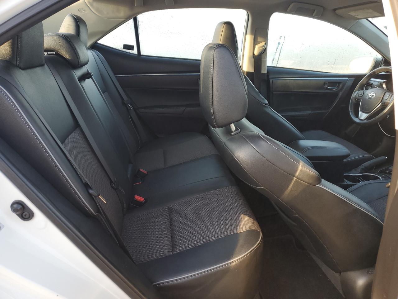 2015 Toyota Corolla L VIN: 2T1BURHE6FC337286 Lot: 85007915