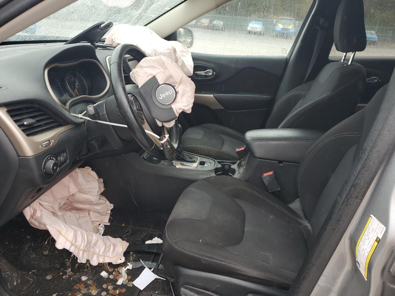 2017 Jeep Cherokee Latitude VIN: 1C4PJMCS4HW665301 Lot: 90128905