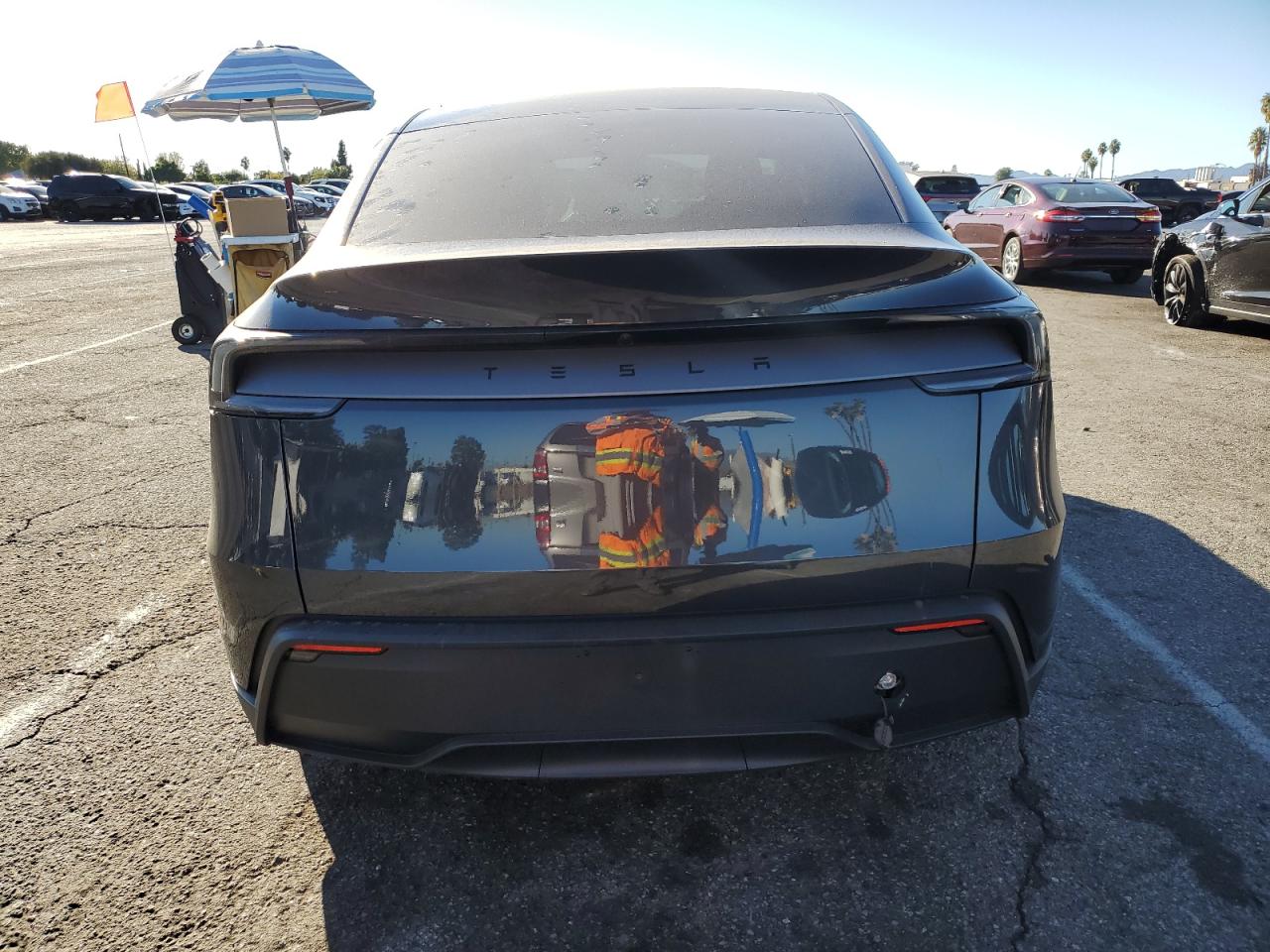 2026 Tesla Model Y VIN: 7SAYGDED5TF443982 Lot: 90476035