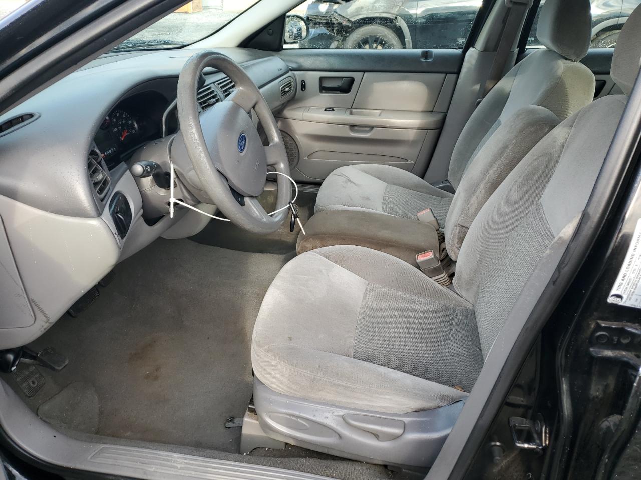 2006 Ford Taurus Se VIN: 1FAFP53U46A212412 Lot: 84812005