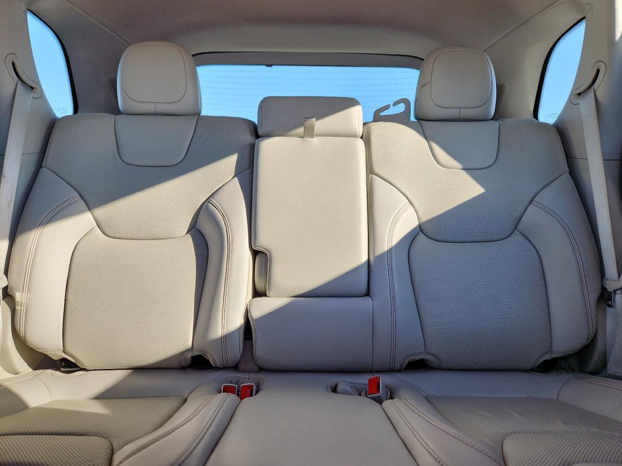 2020 Jeep Cherokee Latitude Plus VIN: 1C4PJLLX9LD634233 Lot: 86277865