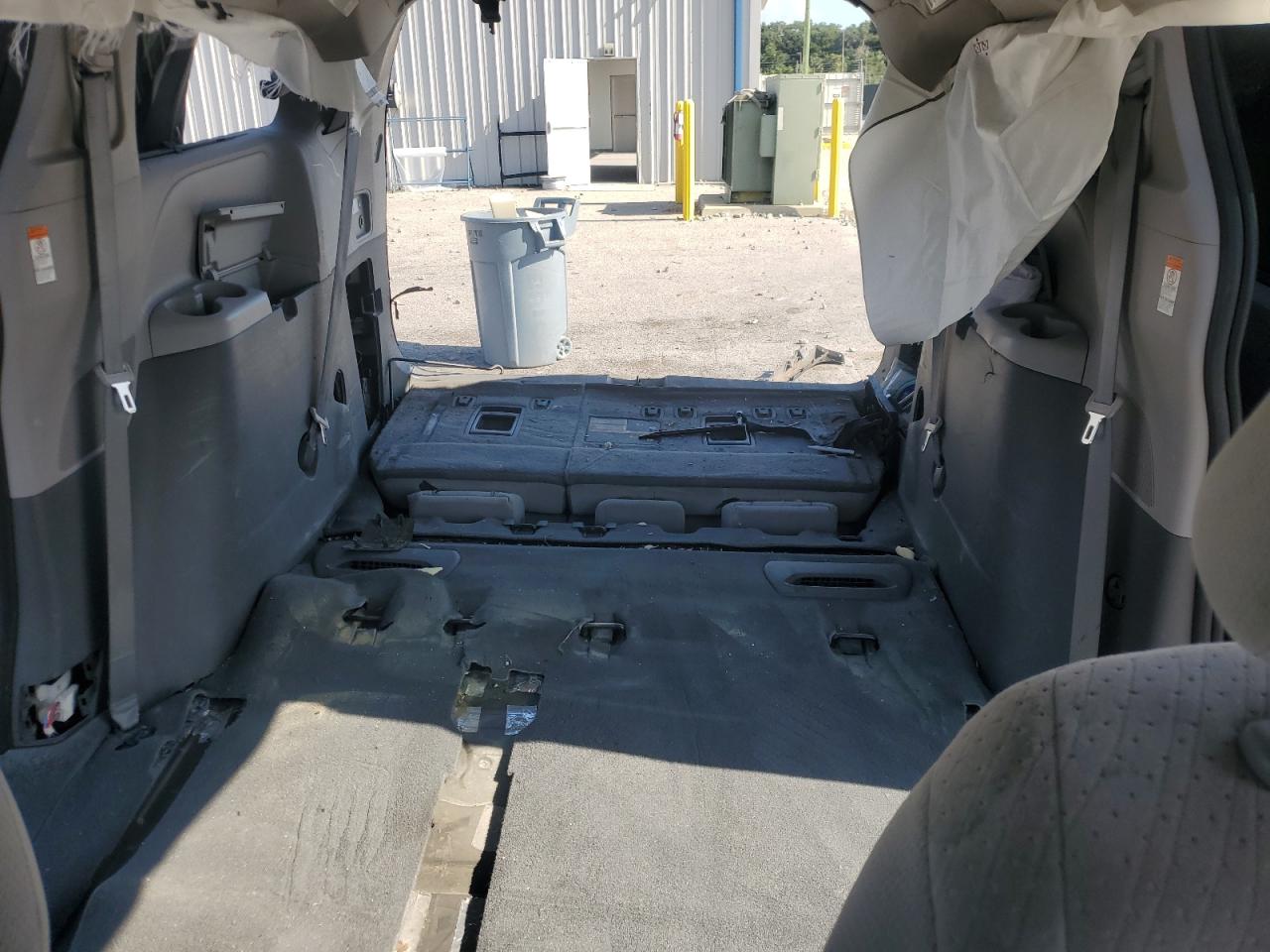 2020 Toyota Sienna Le VIN: 5TDKZ3DC1LS073433 Lot: 81984645